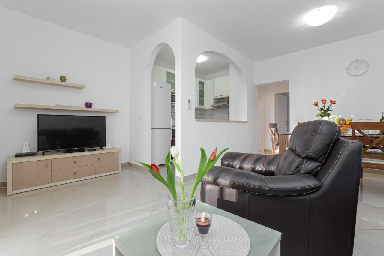 Koraca B4 Apartment Kirmenjak Ngoại thất bức ảnh